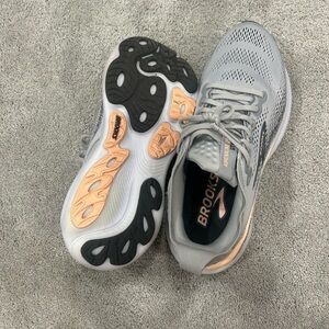 Brooks Adrenaline GTS 25 Running Shoes